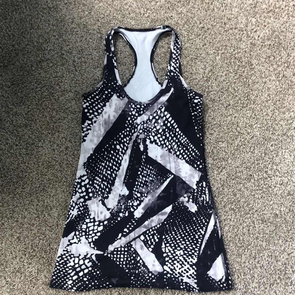 Lululemon Razorback Tank Size 4